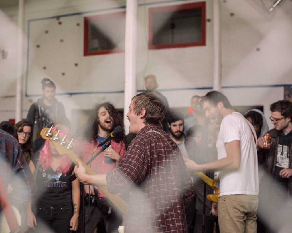 Dogs on Acid at Everybody Hits – Dogs On Acid at Everybody Hits on 2014-10-27.
